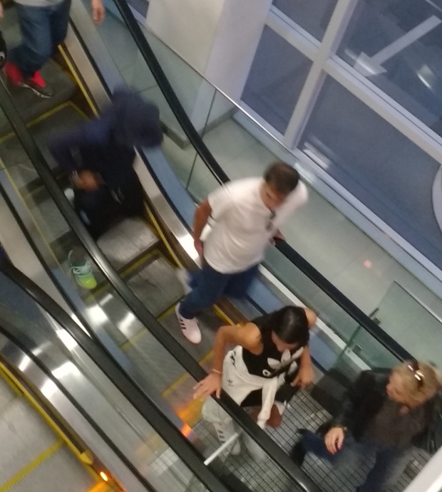 Neymar e Bruna Marquezine almoçam juntos em shopping no Rio (Crédito: Reprodução)