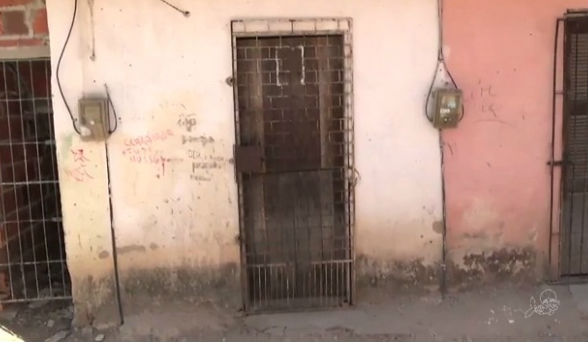 Casa onde a criança foi espancada até a morte