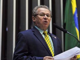 Assis Carvalho é condenado a perda de direitos políticos por 5 anos