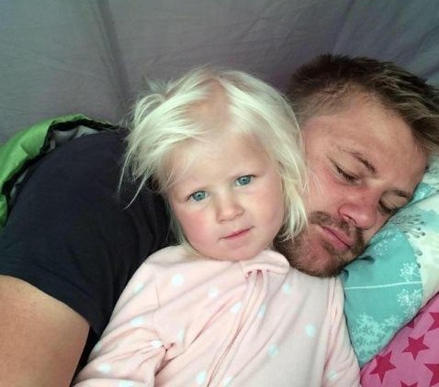 Rudy Bruynius ao lado da filha Mckayla