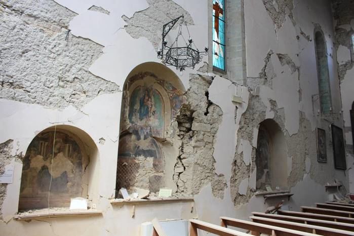 Basílicas ficaram destruídas (Crédito: Reprodução)