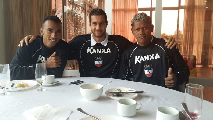 Índio (do lado direito), com os jogadores (Crédito: Reprodução)