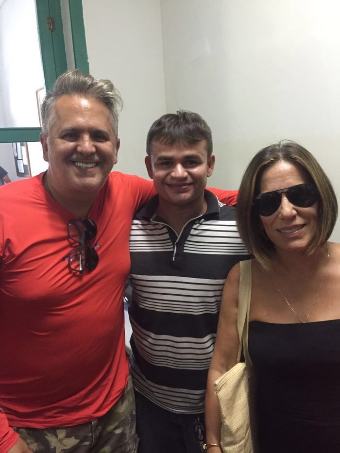 Glória Pires e o marido Orlando Morais visitam o Piauí (Crédito: Reprodução)
