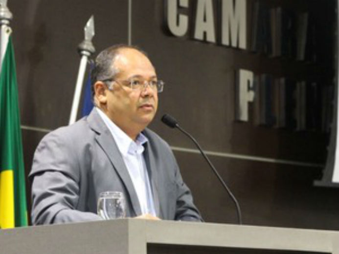Elizomar Guimarães