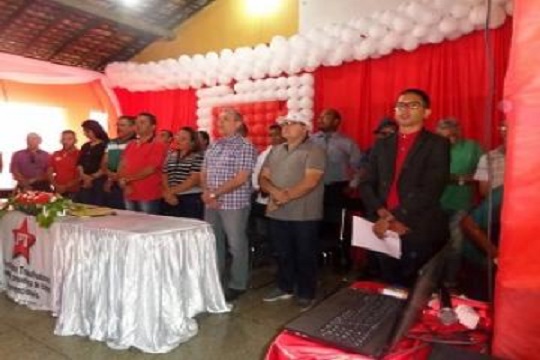 PT oficializa candidatura em Hugo Napoleão