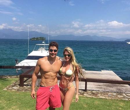 Barbara Evans e seu namorado (Crédito: Reprodução/Instagram)