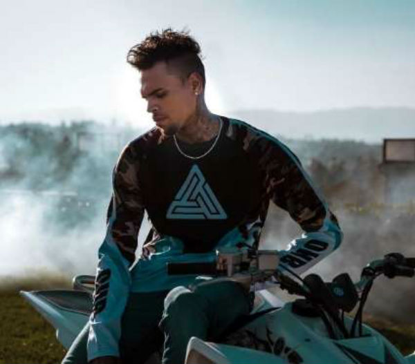 Chris Brown pode ser inocente de agressão