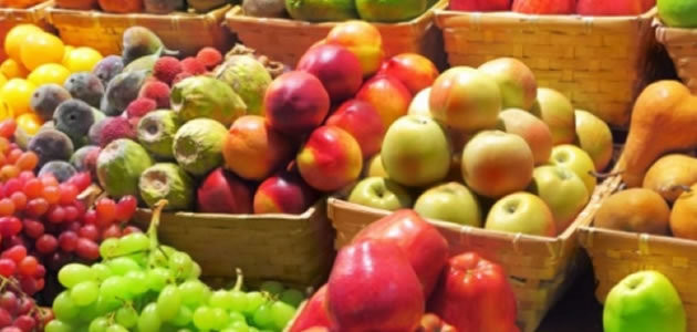 Homens que comem frutas tem cheiro atraente para mulheres