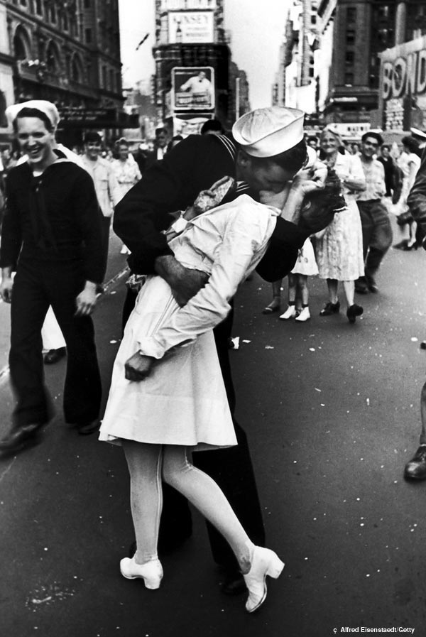 O beijo foi uma das cenas marcantes da 2ª Guerra (Crédito: Getty)