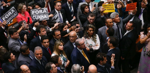 Fora Cunha (Crédito: Folhapress)
