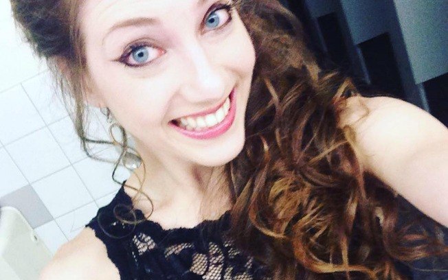 Professora Mary Beth Haglin, de 24 anos de idade (Crédito: Facebook)