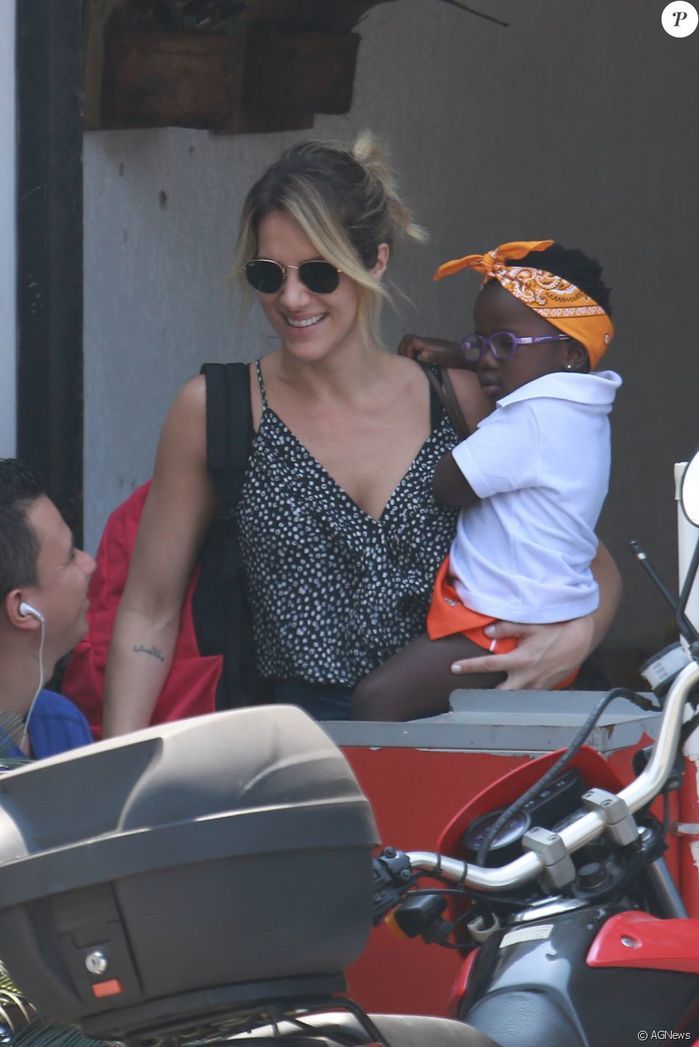 Giovanna Ewbank e a filha Titi (Crédito: Reprodução)