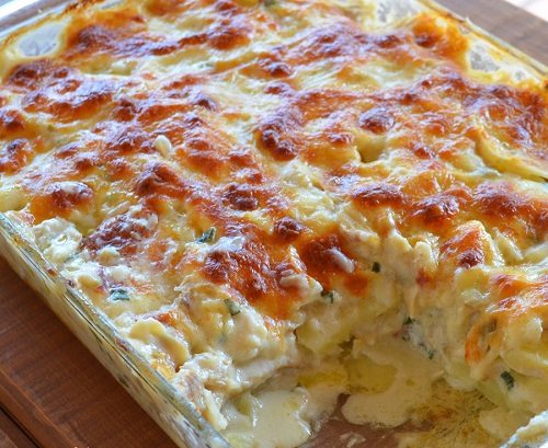 Receita: Filé de frango ao molho com iogurte (Crédito: Reprodução)