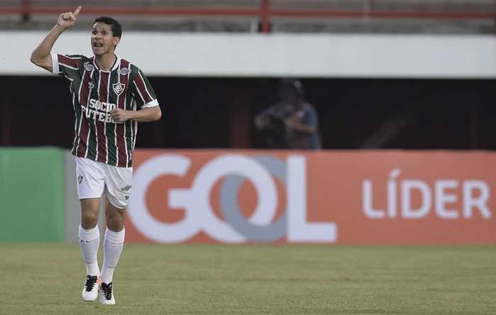 Carlos Alberto faz golaço, mas Fluminense vence (Crédito: Reprodução)