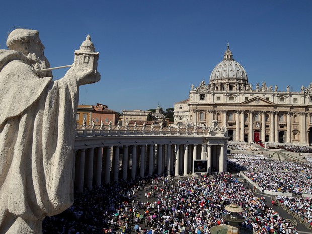 Madre Teresa é canonizada pelo Papa para 100 mil fiéis (Crédito: Reprodução)