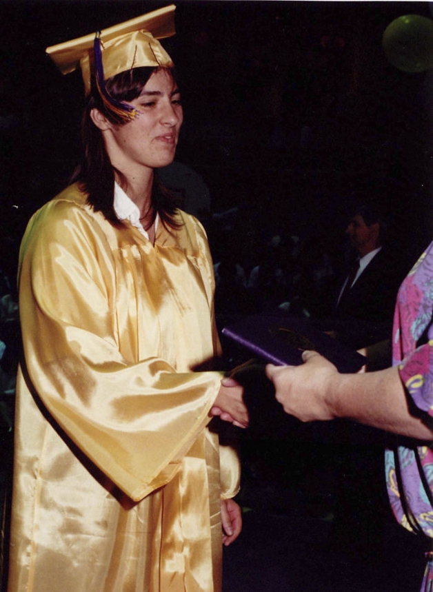 1990 – Formatura da escola