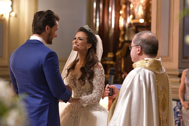 Kamilla Salgado e Eliéser (Crédito: Celso Tavares/EGO)