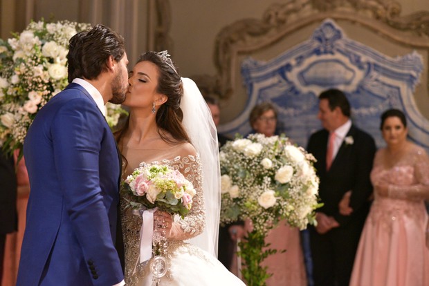 Kamilla Salgado e Eliéser (Crédito: Celso Tavares/EGO)