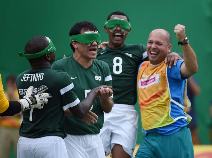 Com golaços de Ricardinho e Jefinho, Brasil vira e vence Marrocos (Crédito: Reprodução)