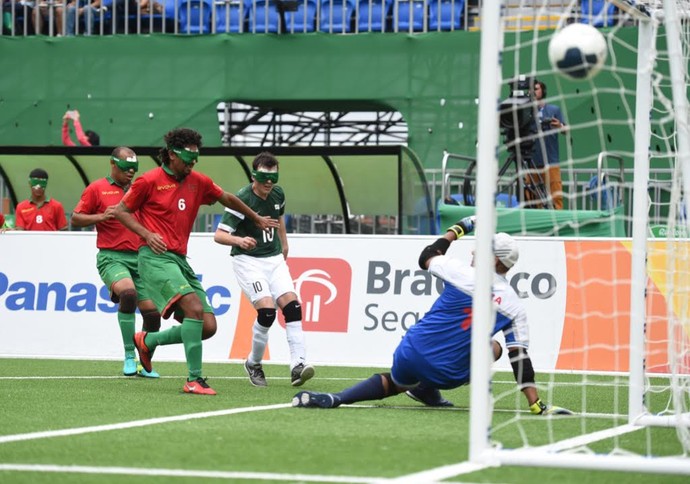 Com golaços de Ricardinho e Jefinho, Brasil vira e vence Marrocos (Crédito: Reprodução)