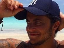 Thammy Miranda se exibe sem camisa: '2017 pode vir quente'