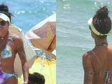 Aline Riscado mostra frente e verso e exibe belas curvas em praia