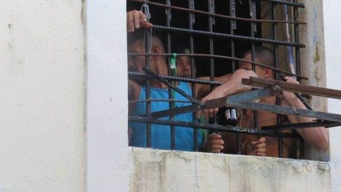 Presos na cadeia pública Raimundo Vidal Pessoa