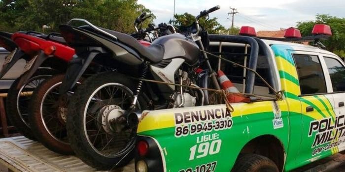 Três motos roubadas são aprendidas pela PM em São M. do Tapuio