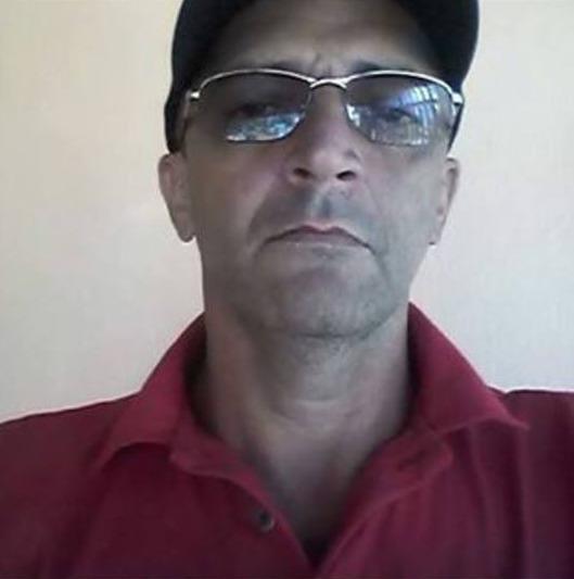 Amigo da família morreu no local (Crédito: Reprodução)