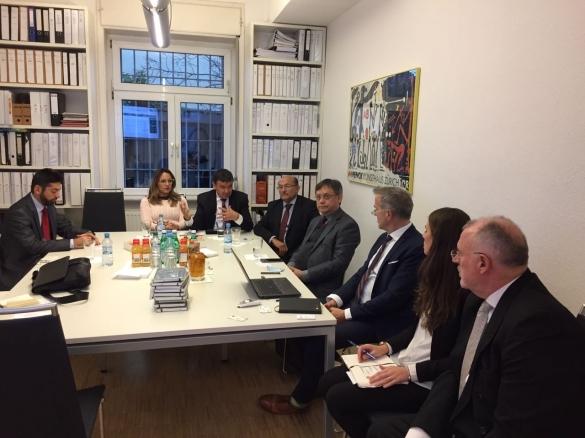 Wellington apresenta proposta de investimentos na Alemanha (Crédito: Reprodução)