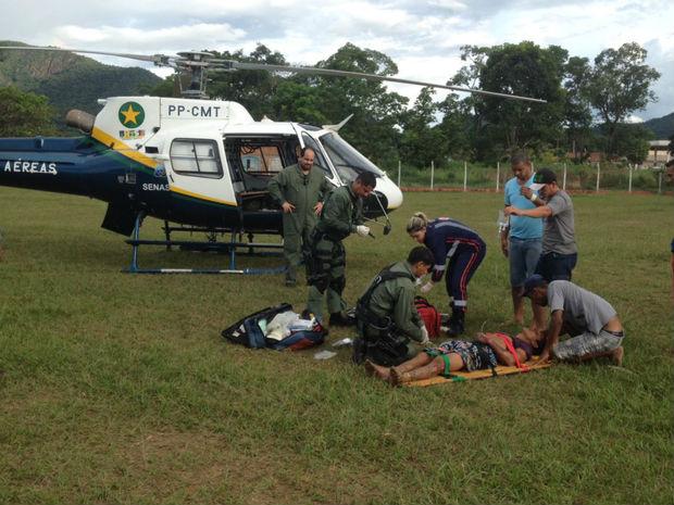 Helicóptero fez resgate do ferido por descarga elétrica em MT (Crédito: Reprodução)