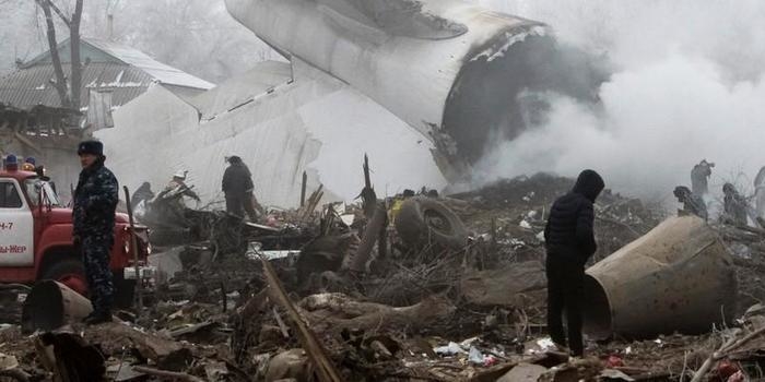 Avião de carga turco cai no Quirguistão; há ao menos 37 mortos