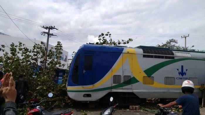 Metrô descarrila na zona Sudeste de Teresina (Crédito: Joelson Brito)