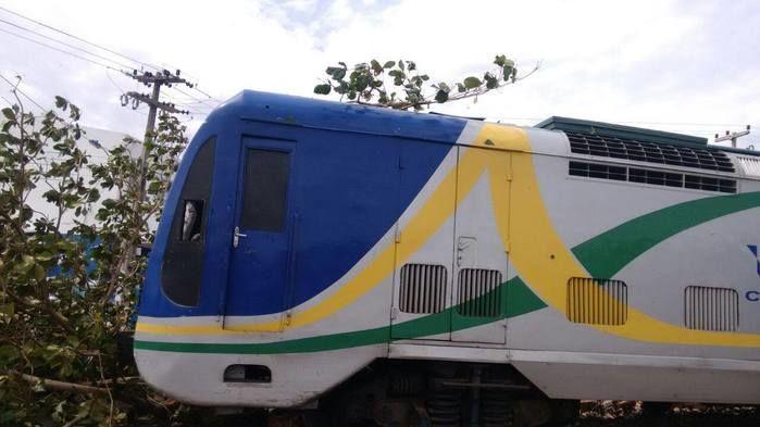 Metrô descarrila na zona Sudeste de Teresina (Crédito: Joelson Brito)