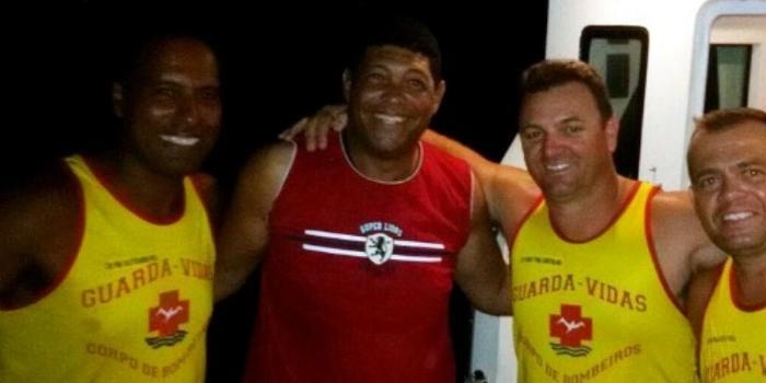 Pastor Valdemiro é resgatado de barco à deriva no litoral paulista