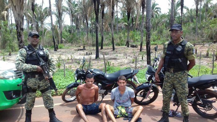 Dupla presa d após roubar moto em União
