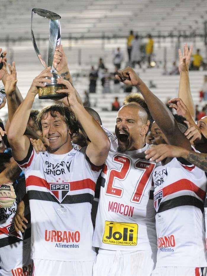 São Paulo bate o Corinthians