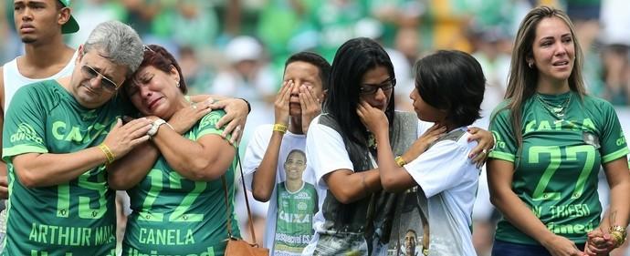Neto, Follmann e Ruschel se encontram nos gramados da Arena Condá