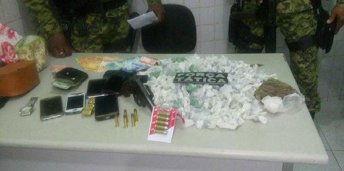 Quatro são presos com 363 trouxas de maconha após assalto (Crédito: Divulgação)