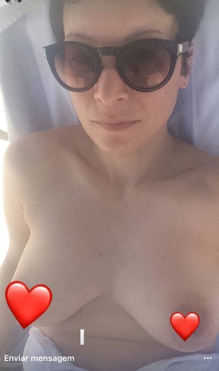 Patricia Marx tem foto censurada no Instagram: "Meu p* te ama pode"