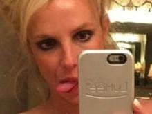 Britney exibe tatuagens em lugar ousado e leva seus fãs ao delírio