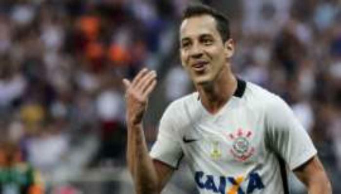 Rodriguinho fica no Corinthians
