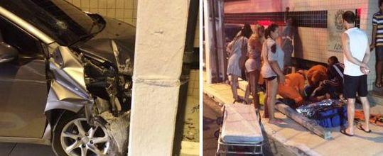 Casal discute dentro de carro e atropela turistas
