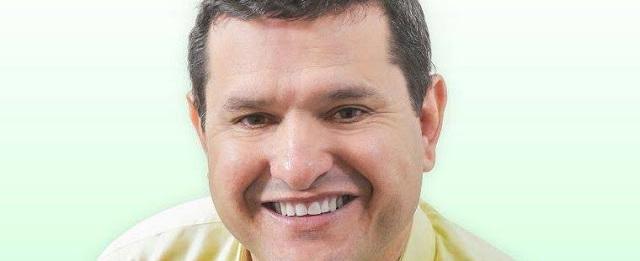 Prefeito na Bahia faz decreto entregando a cidade nas mãos de Deus