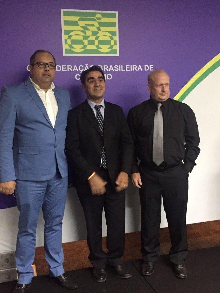 Diretoria reeleita na CBC com pres. Vasconcelos ao centro
