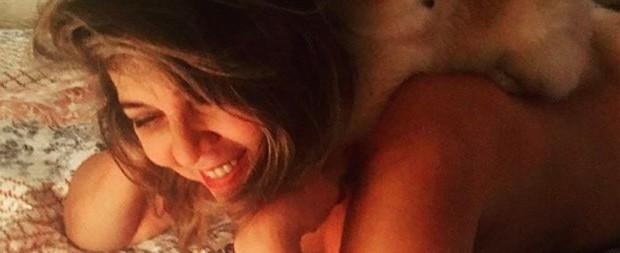 Roberta Miranda surge nua novamente em rede social e causa frisson