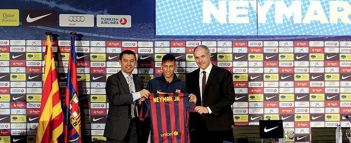 Barcelona admite ter contratado Neymar antes de prazo da Fifa