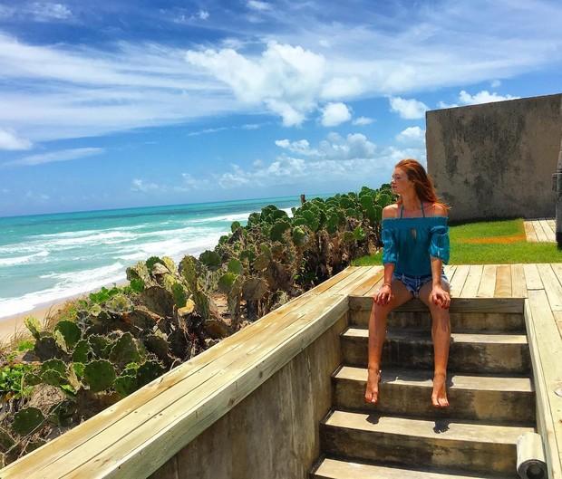 Marina Ruy Barbosa curte férias em Alagoas: "Amo o nordeste"