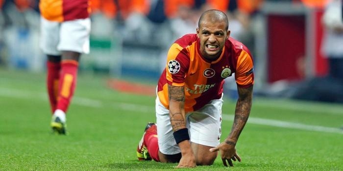 Saiba quanto o volante Felipe Melo vai receber por mês no Palmeiras