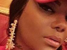 Garçom entrega tática de Ludmilla para não tirar foto com fãs